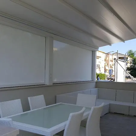 Casa Bianca Apartment *